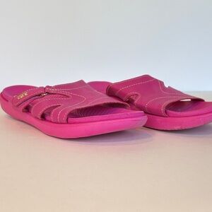 KuauLu Pink Sandals. Size 8 (38.5 EU)